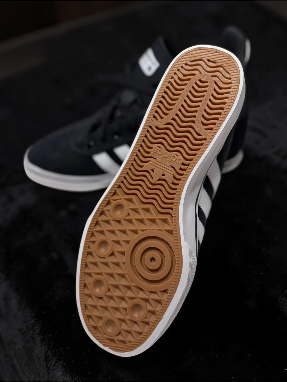 NWT Adidas Originals Black White Sneakers Y2K Skate Tenniscore Streetwear